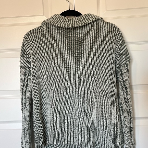 BKE Women's Ribbed Knit Henley Sweater size small Laurel Wreath - Picture 5 of 8